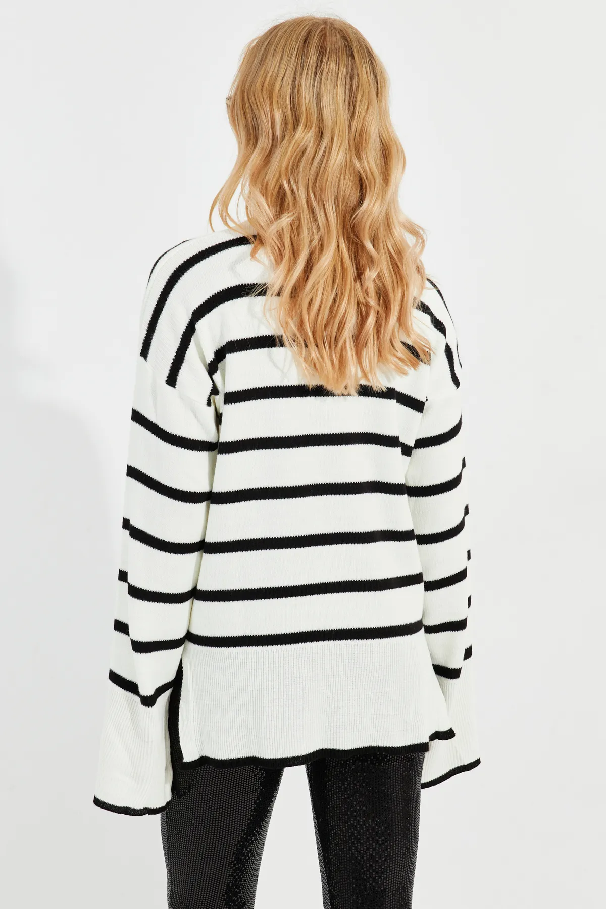 Cool & Sexy  Pullover - Ecru - Regular Fit