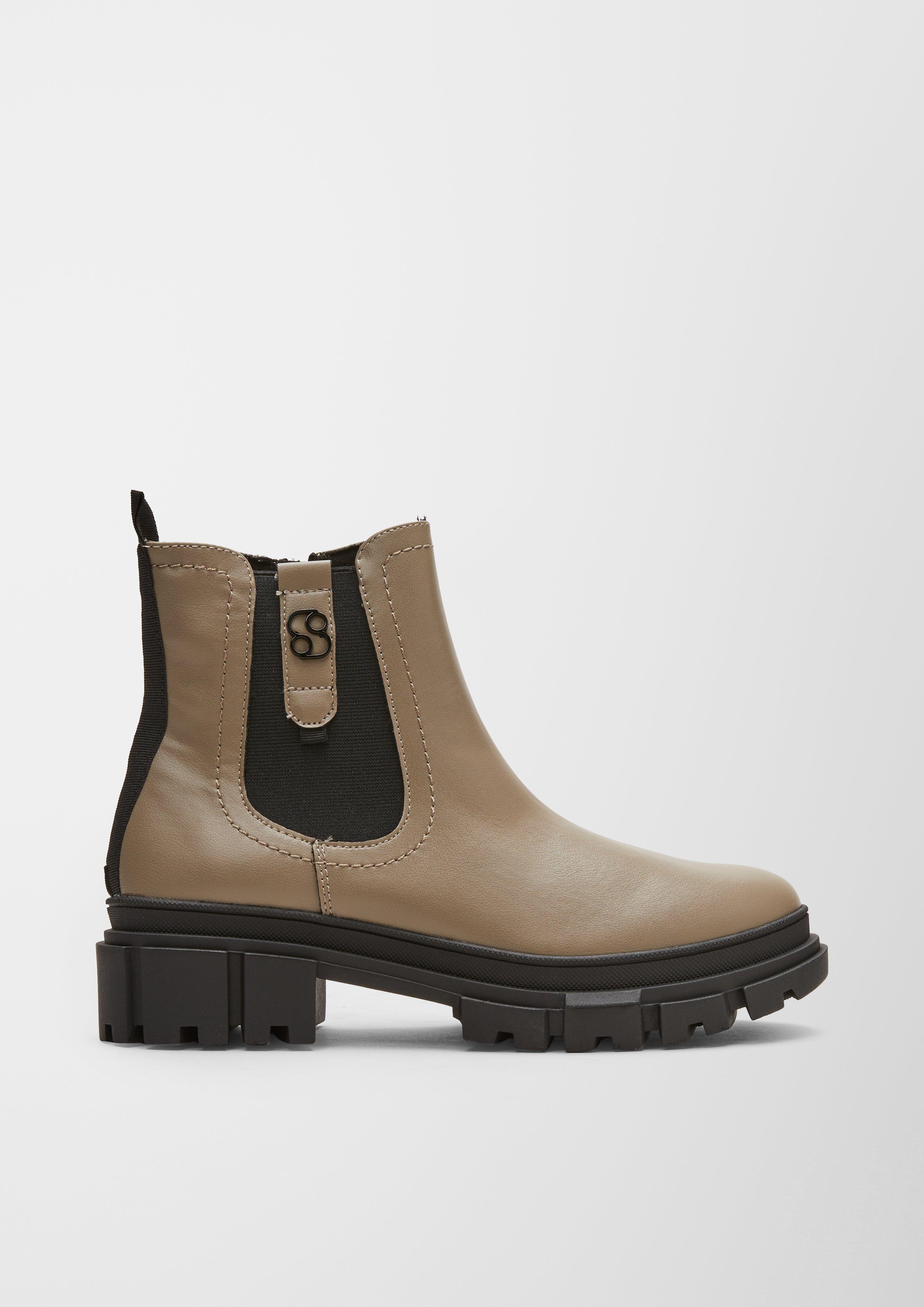 Chelsea Boots aus Lederimitat  6006471-341