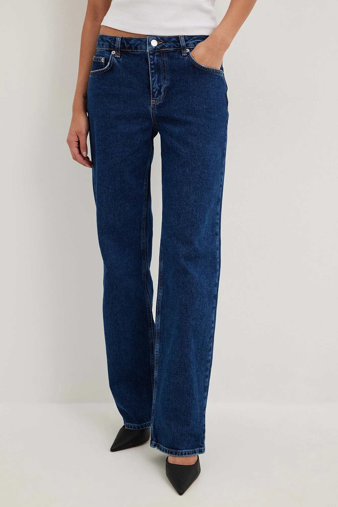 Gerade Jeans mit mittelhoher Taille