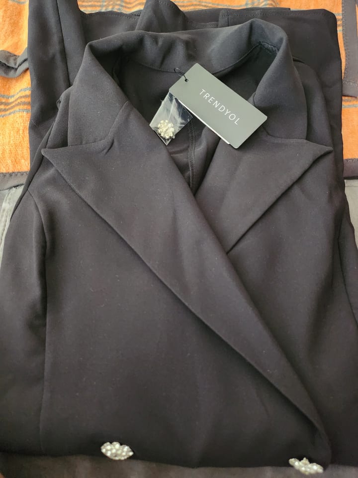 trendyol Kleid in Schwarz günstig kaufen 42