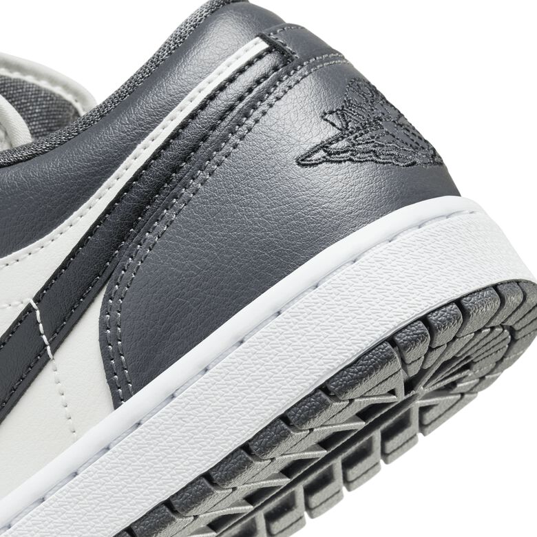 JORDAN Wmns Air Jordan 1 Low 