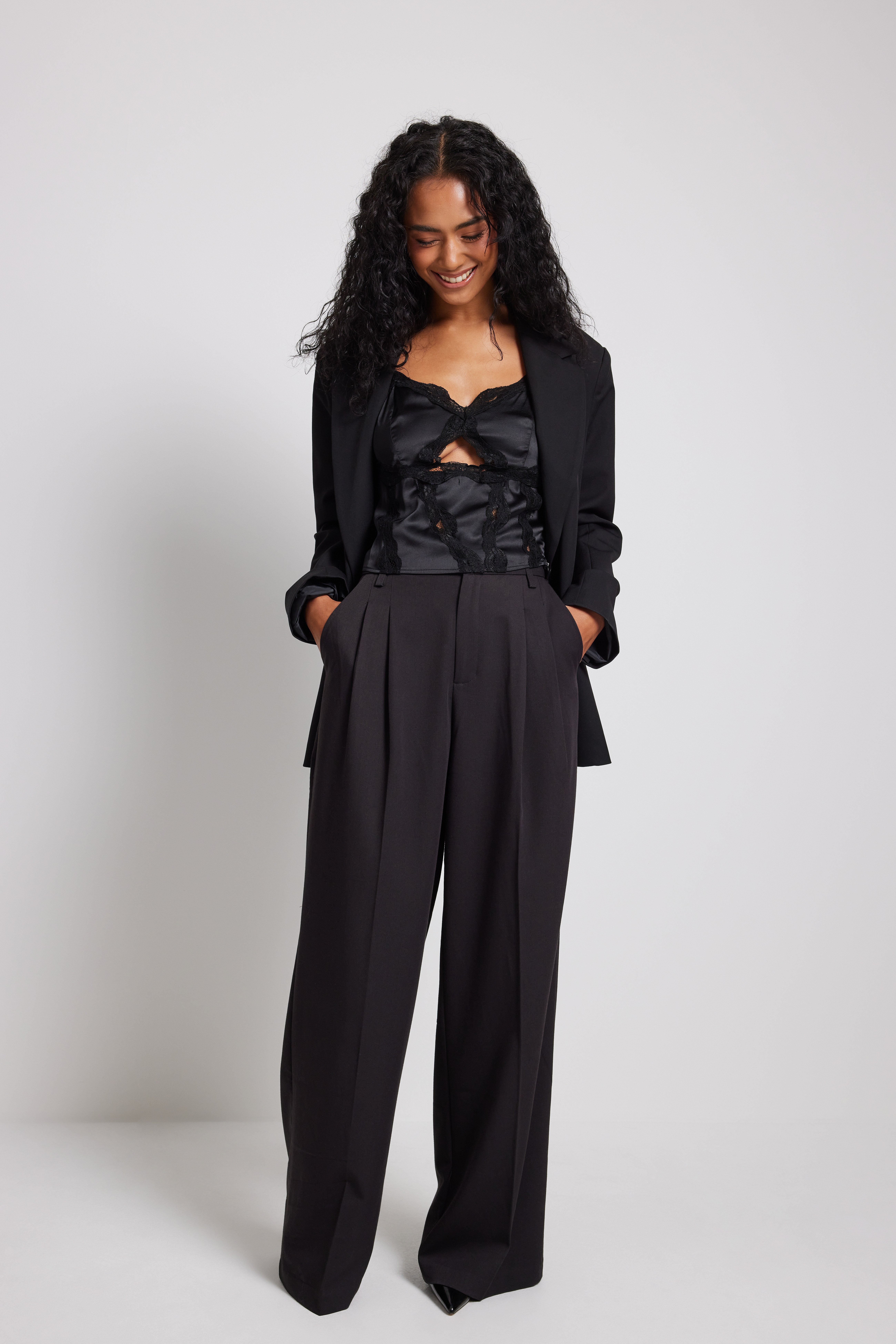 Spitzendetail-Top