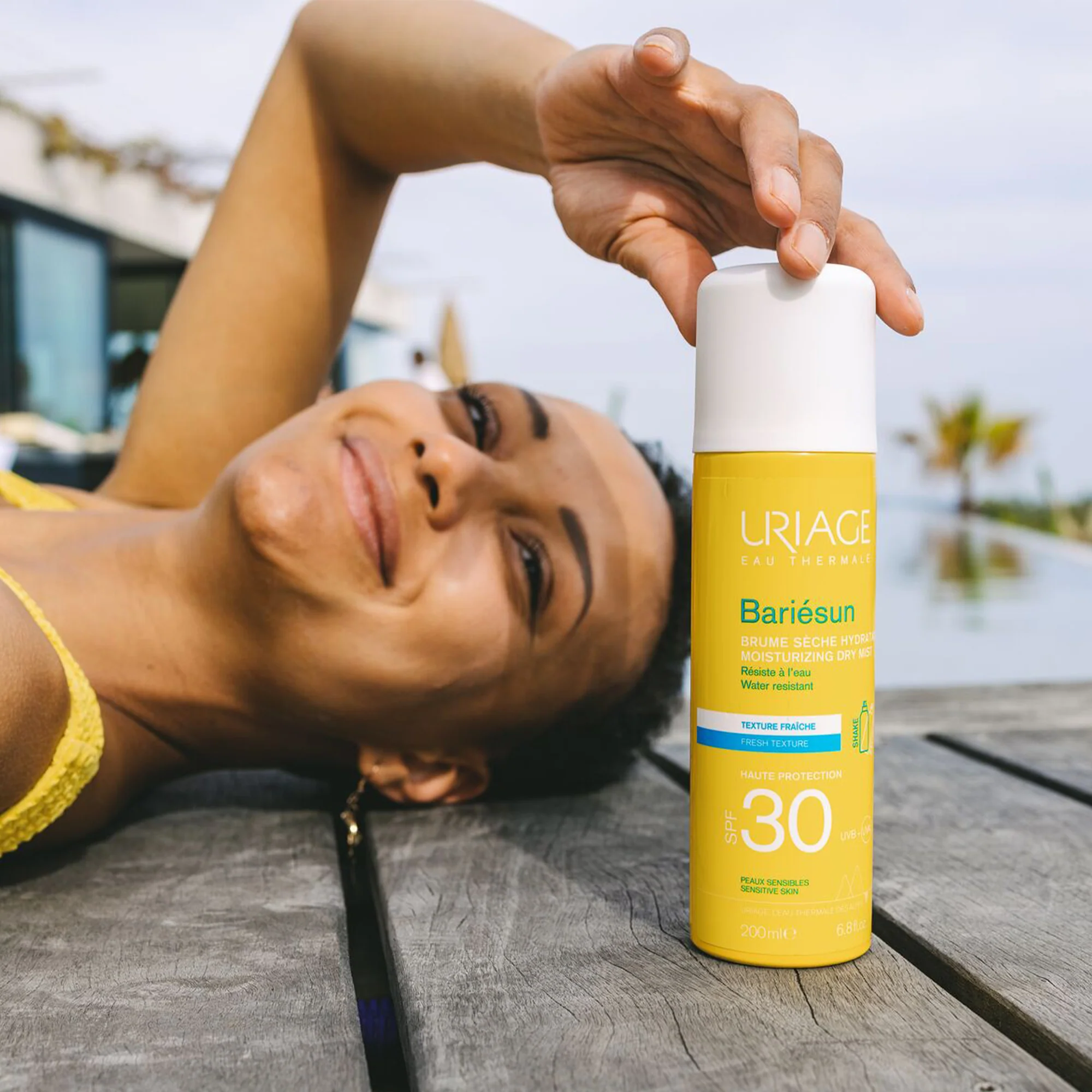 BARIESUN Dry Spray SPF30 - Korkeasuojainen vartaloaurinkosuihke.