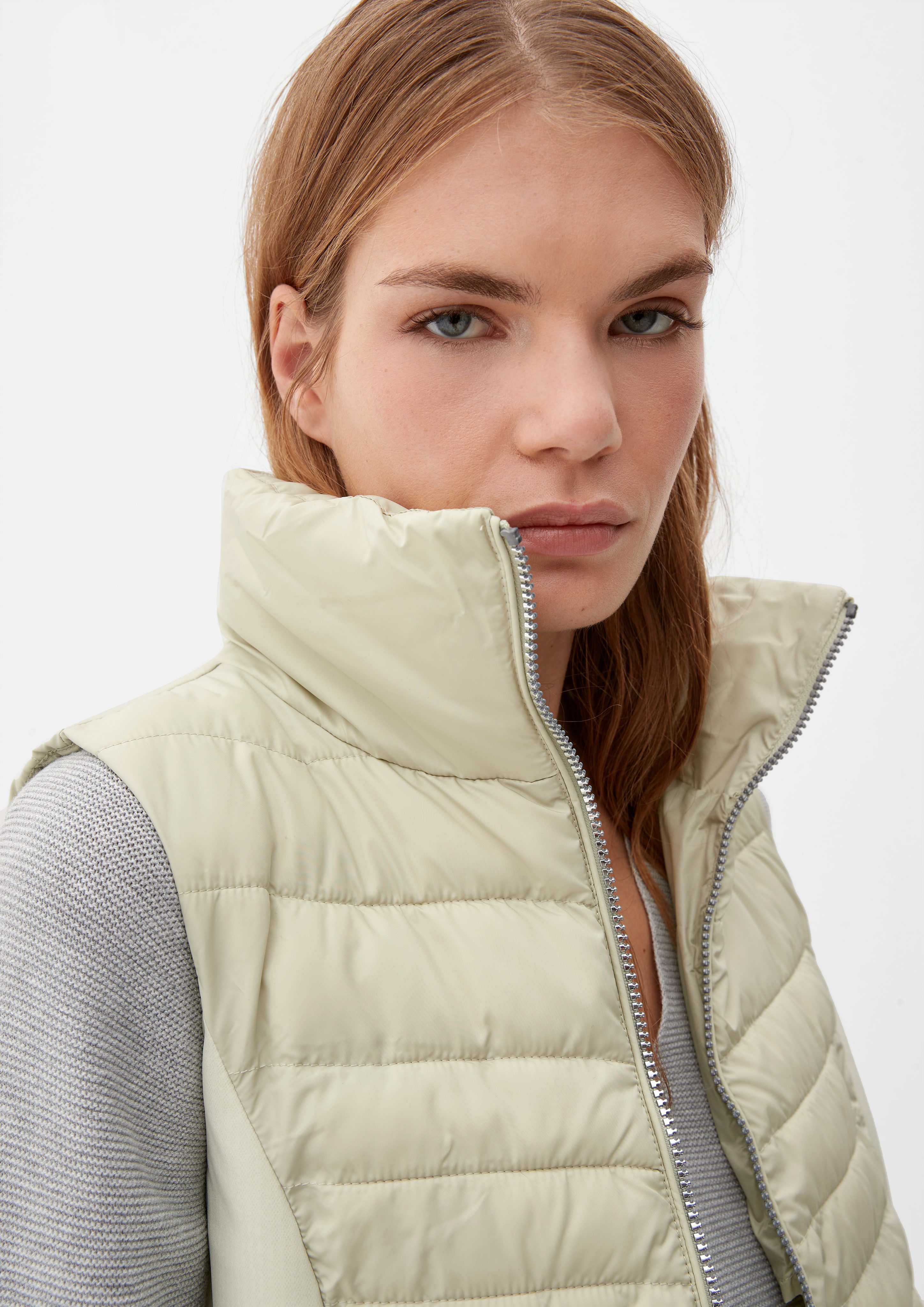 s.Oliver Funktionsweste Steppweste mit Softshell-Einsatz fixiertes Insert