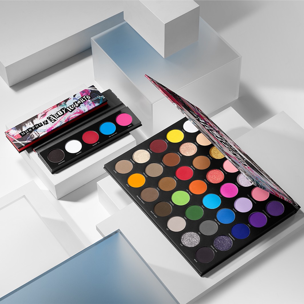 35-PAN Artistry Palette