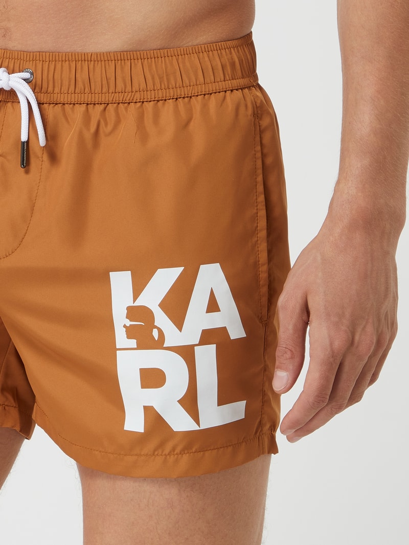 Badehose mit Logo in camel