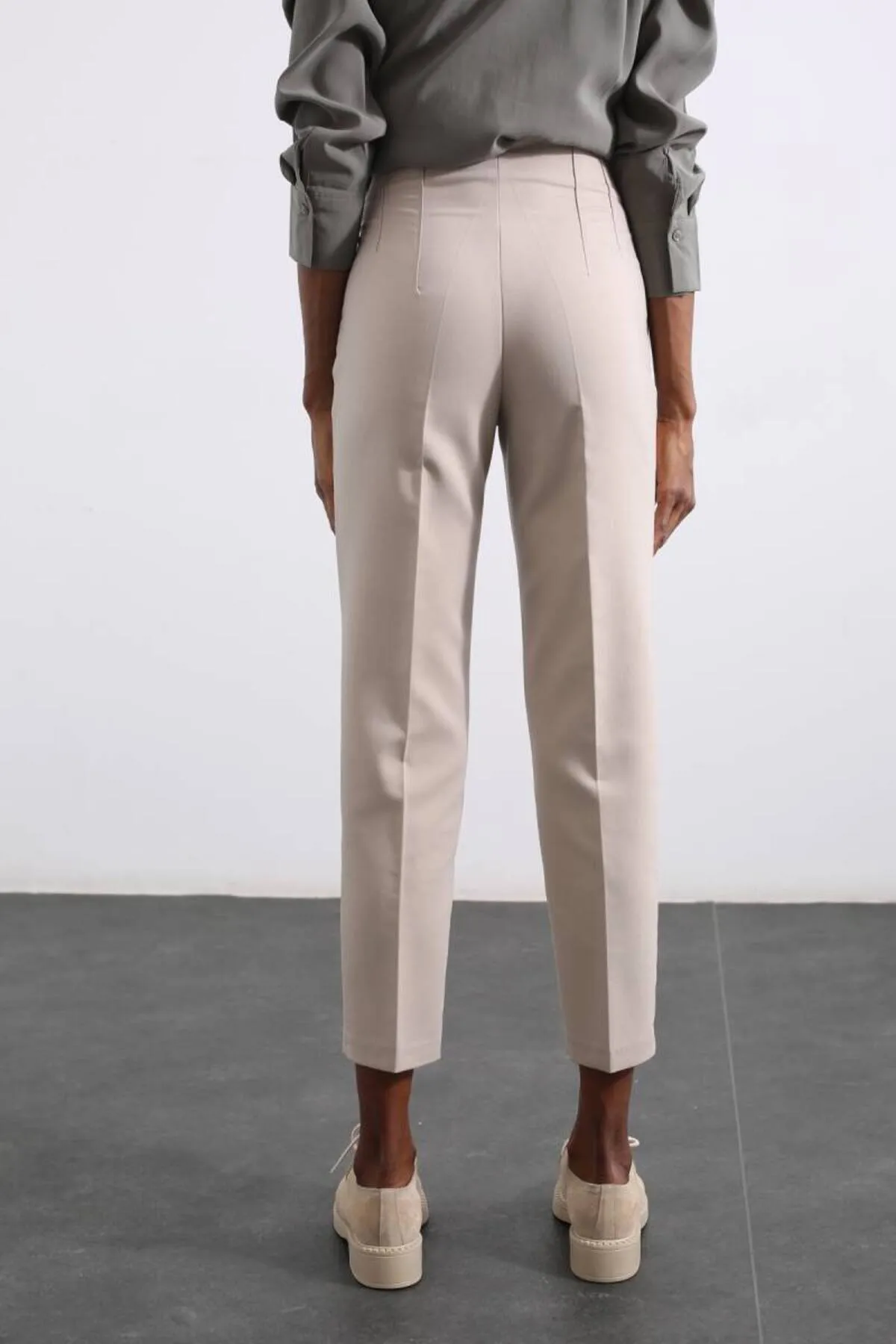 Laluvia  Float-Hose aus Stoff mit hoher Taille und Steinfront