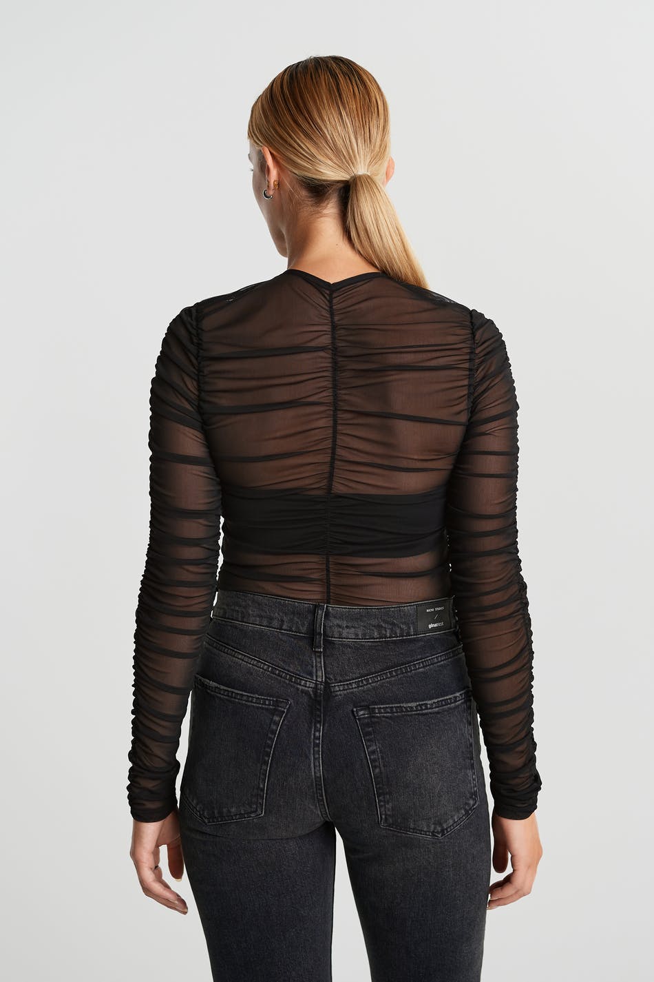 Adina mesh top
