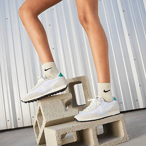 Nike Performance Damen Sneaker DBREAK VINTAGE