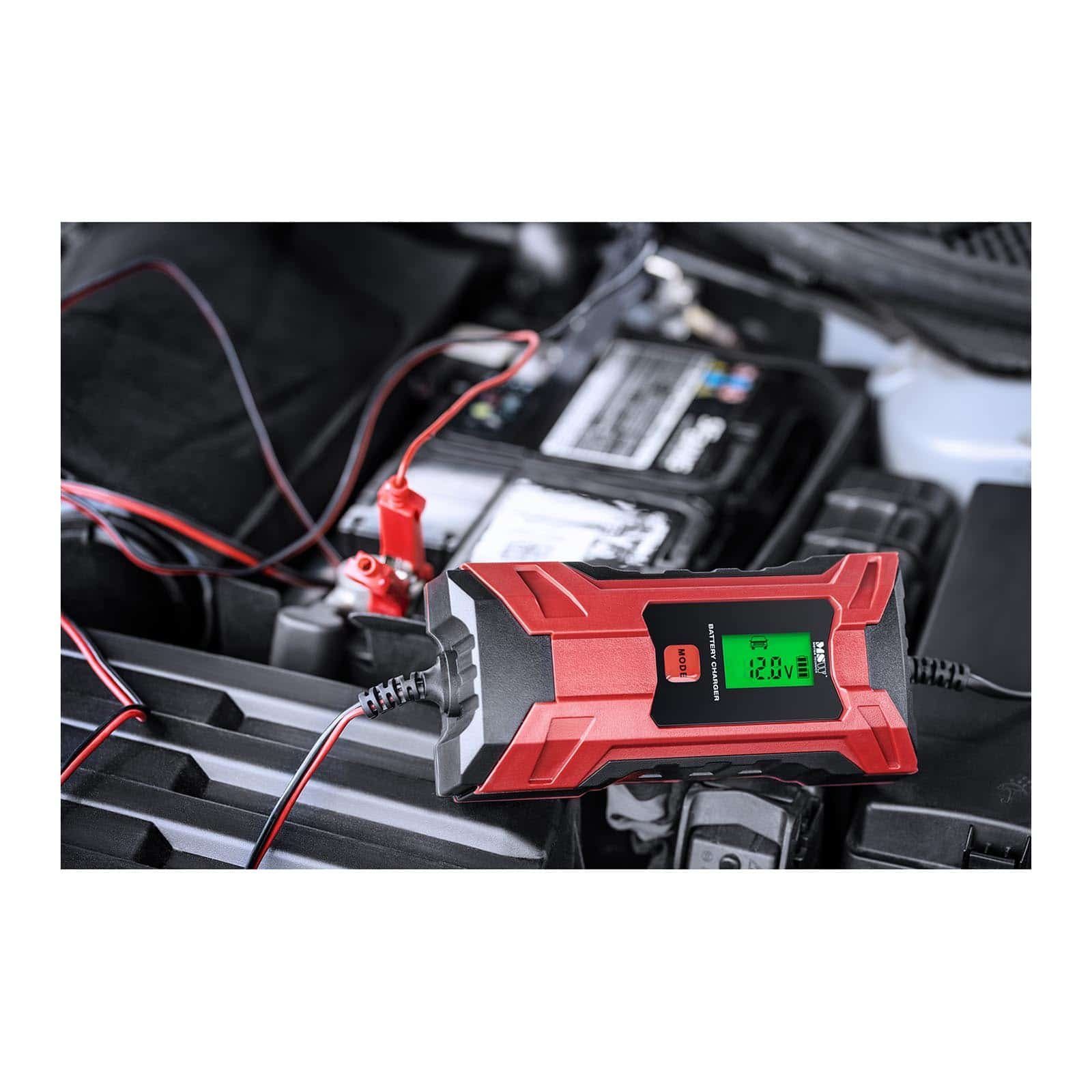 MSW Auto Ladegerät Batterieladegerät Pkw Kfz LCD Schnellladen 6V/2A 12V/4A Autobatterie-Ladegerät