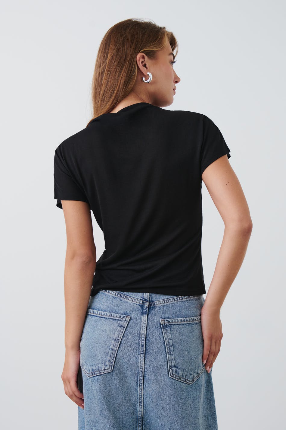 Funnel neck top