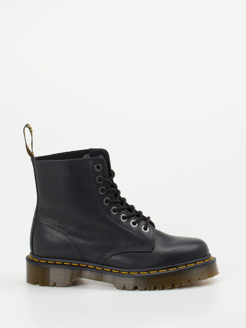 Boots-47010090703 Dr. Martens