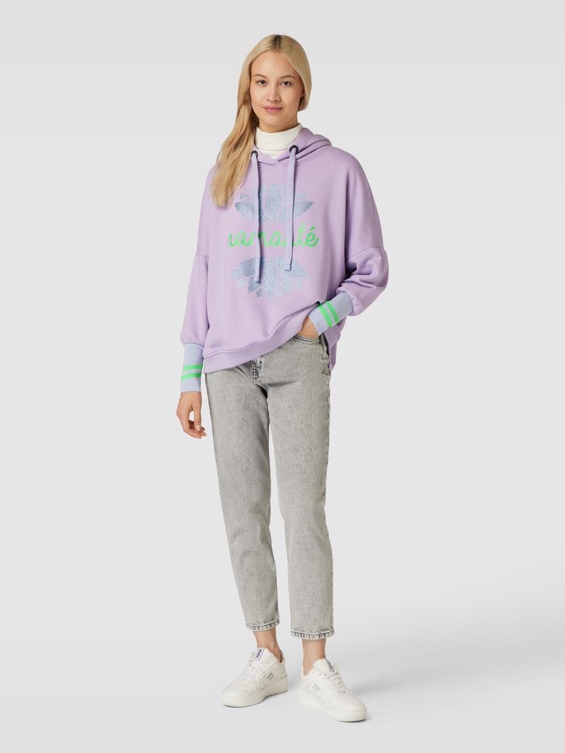 Hoodie mit Strasssteinbesatz Modell 'NAMASTE' in flieder