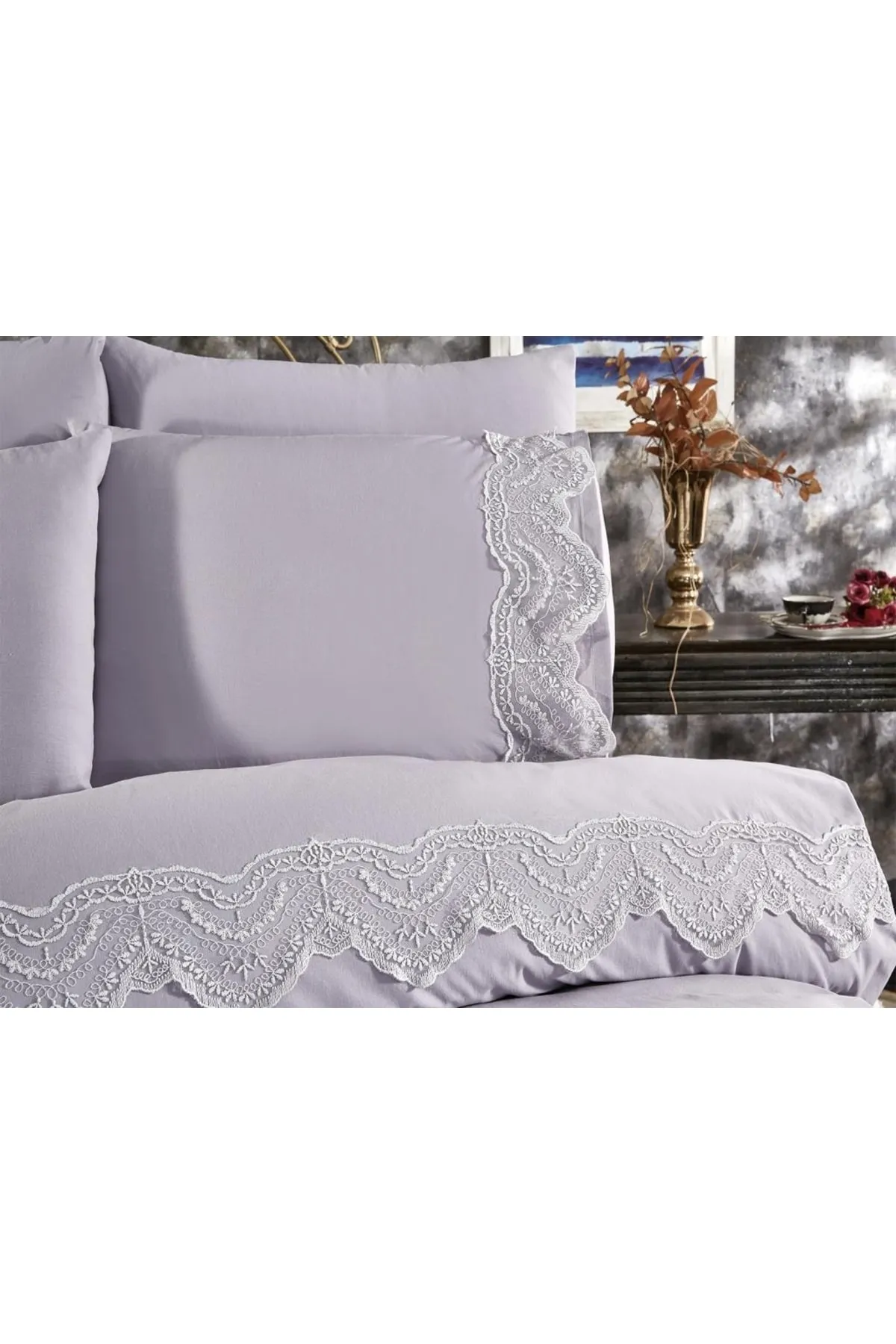 Çeyiz Diyarı  Französisches Spitzen-Hanzade-Mitgift-Bettbezug-Set in Grau