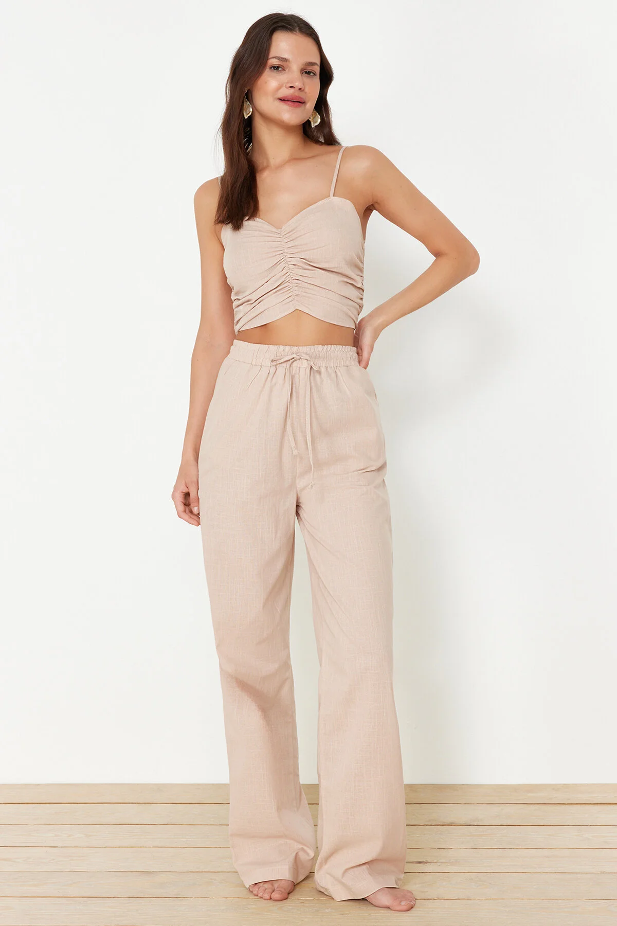 Trendyol Collection  Nerzgewebtes Blusen-Hosen-Set TBESS24AU00076