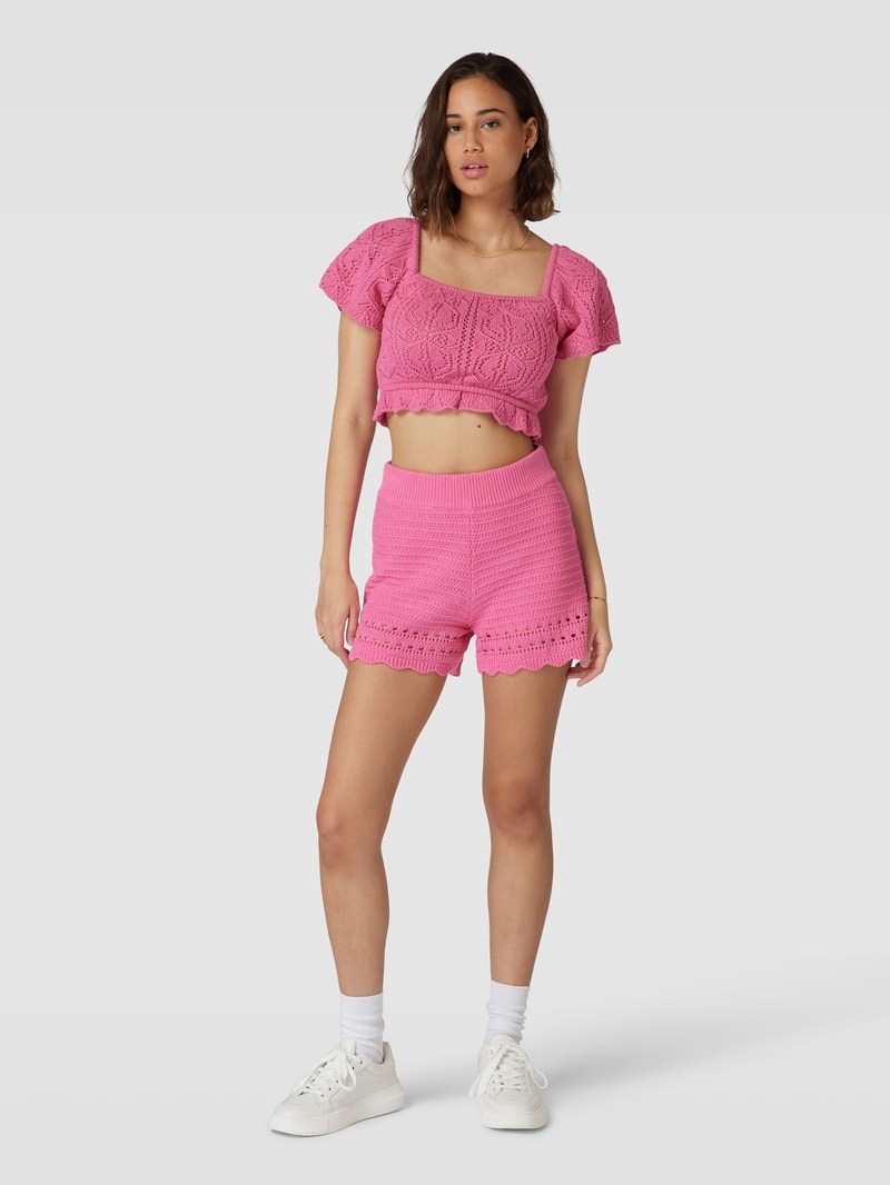 Cropped Bluse mit Häkelspitze Modell 'Mimi' in pink