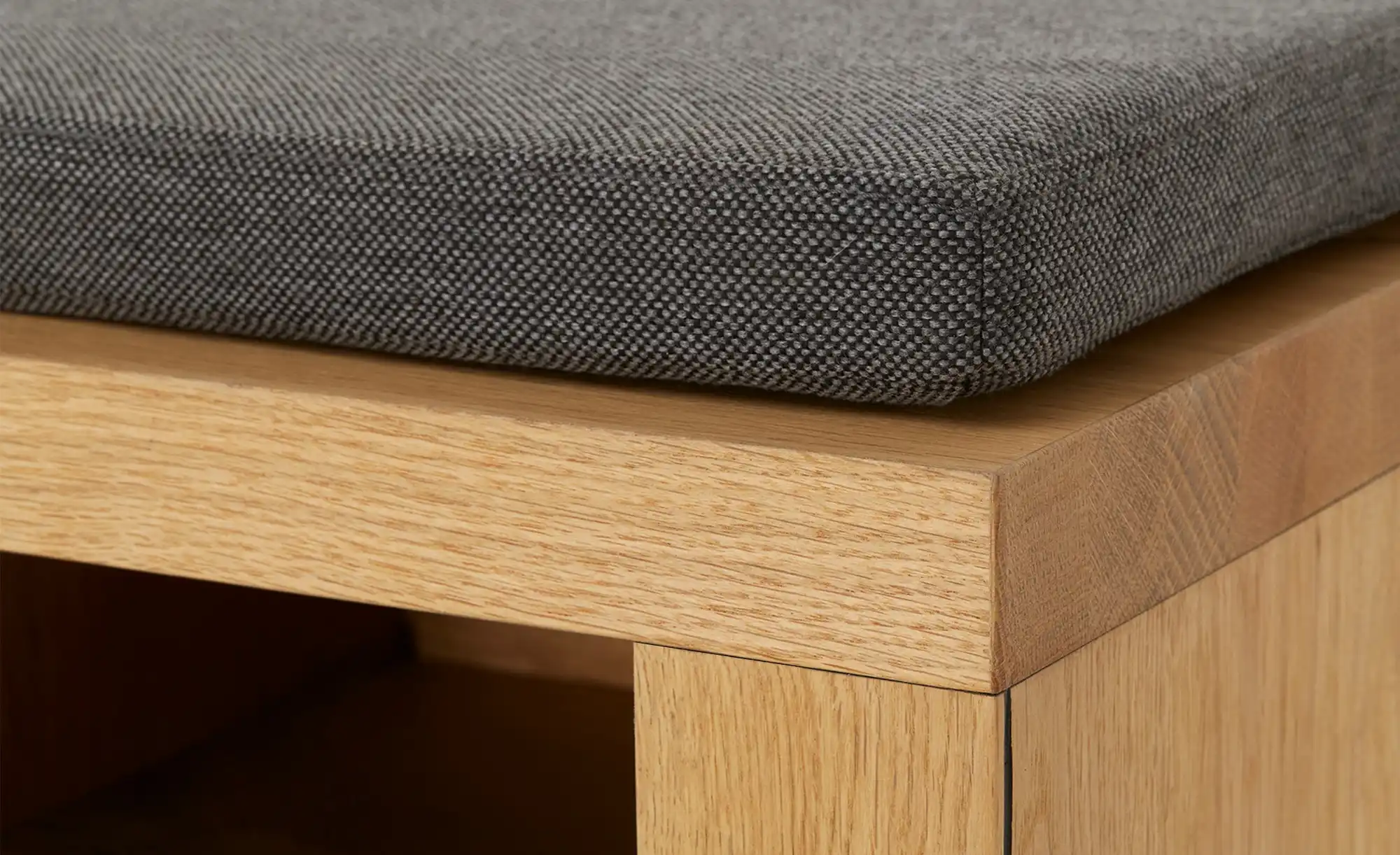 Gray & Jones Garderobenbank Black Coast Two