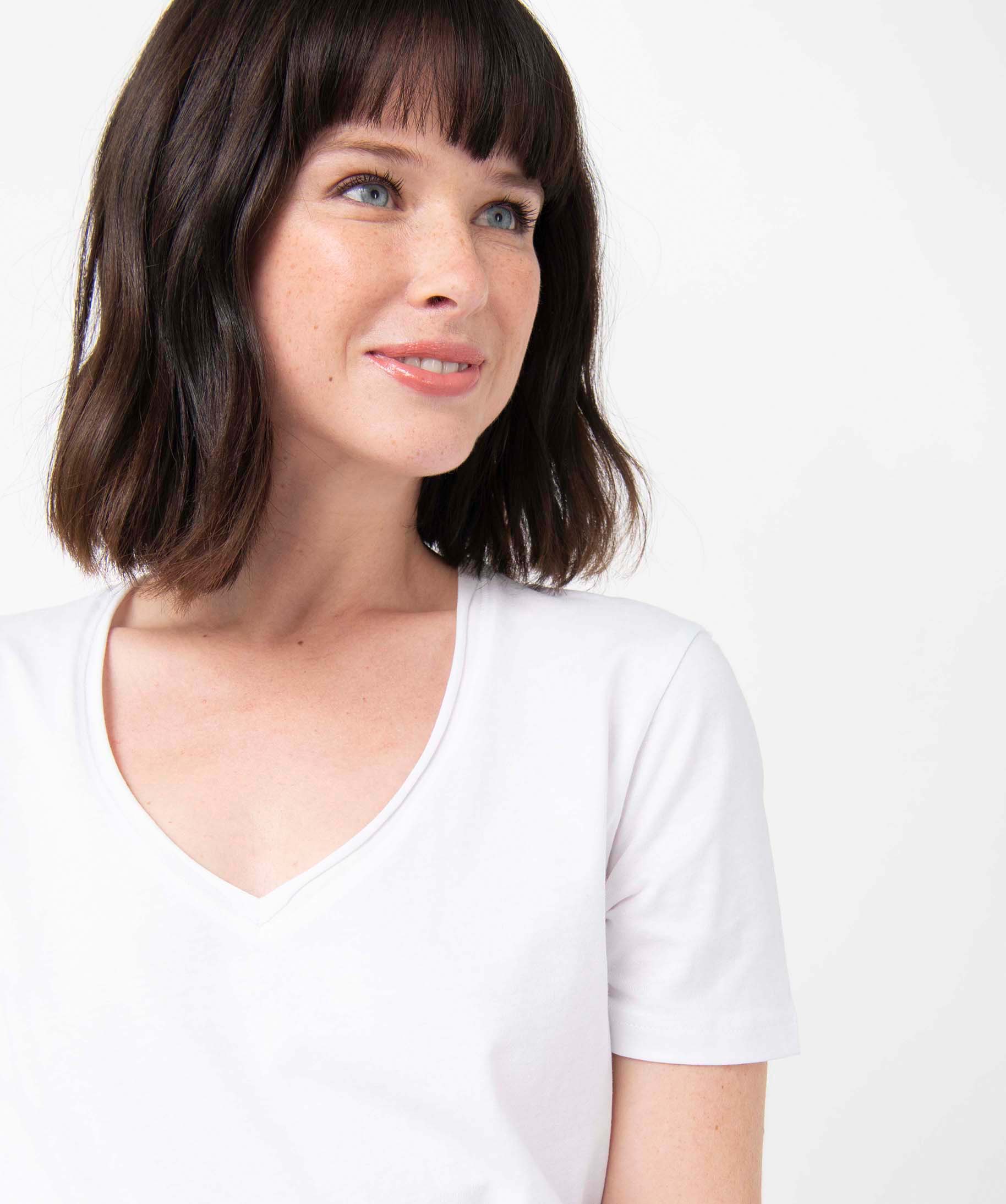 Tee-shirt femme à manches courtes avec col V roulotté blanc | GEMO