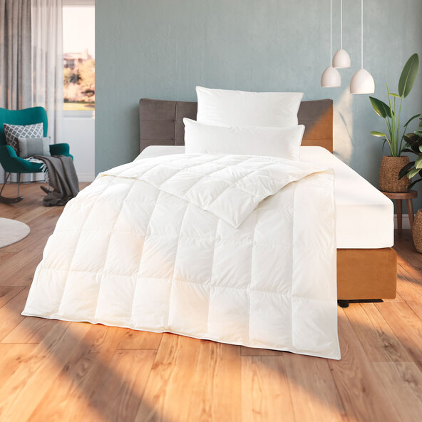 Selection Daunen-Kassettendecke, warm, 155 x 220 cm