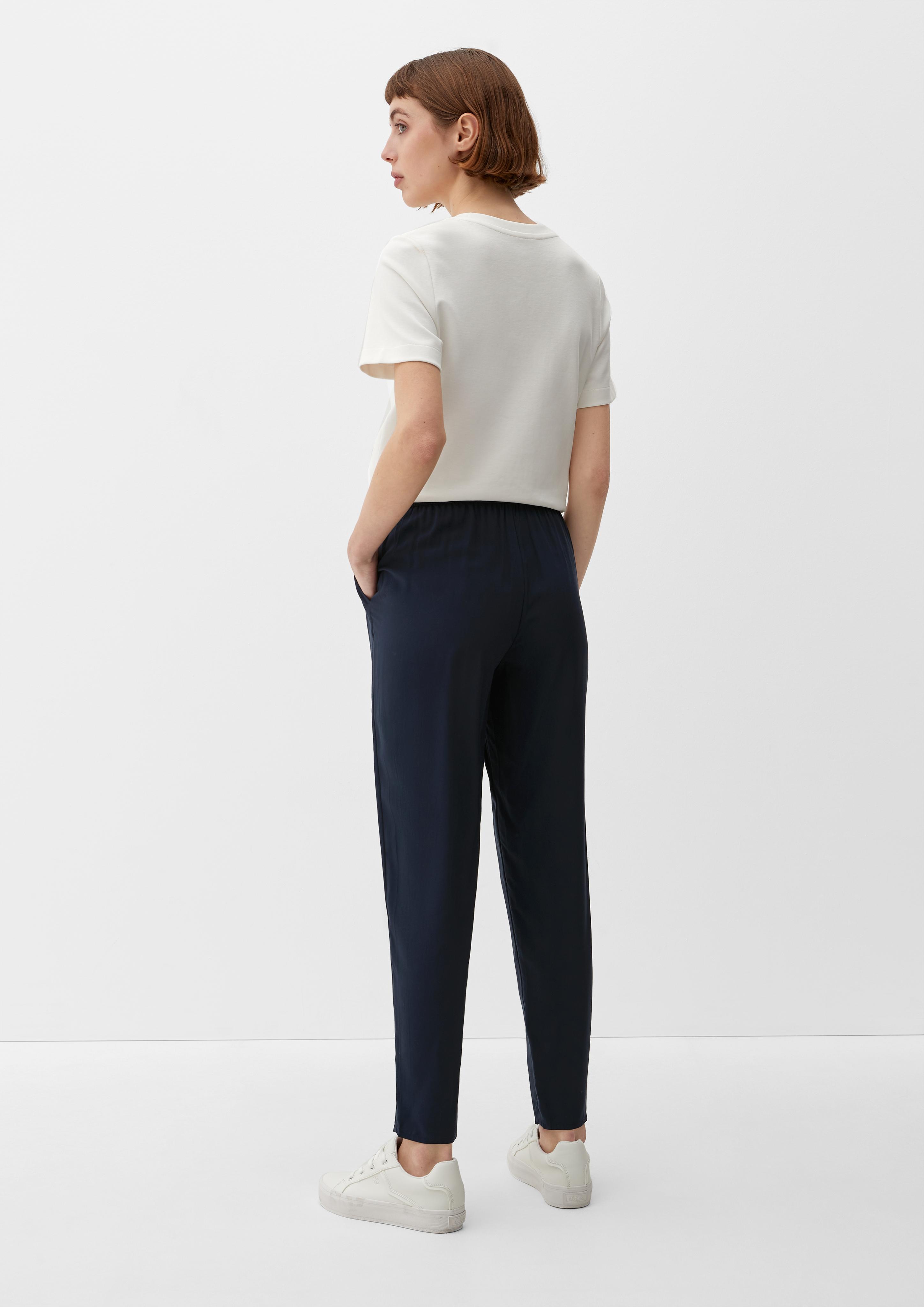 Relaxed: Hose aus reiner Viskose  2132619-5959