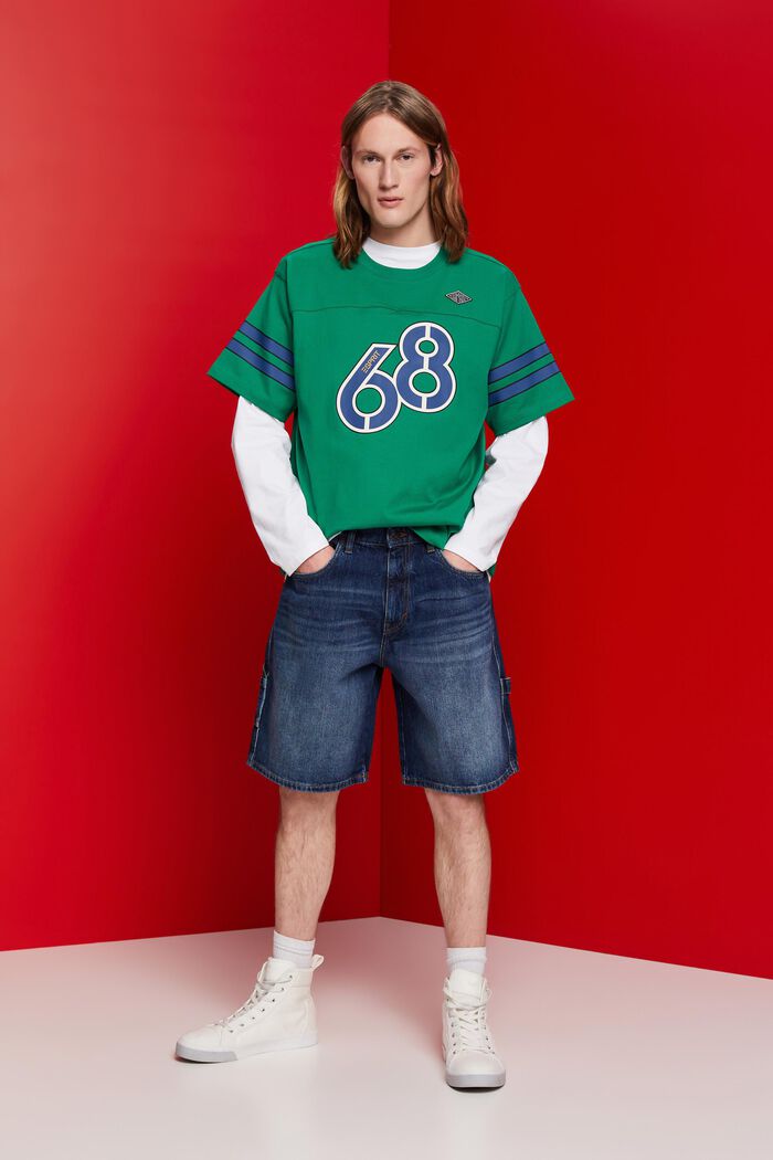 Locker geschnittene Jeansshorts