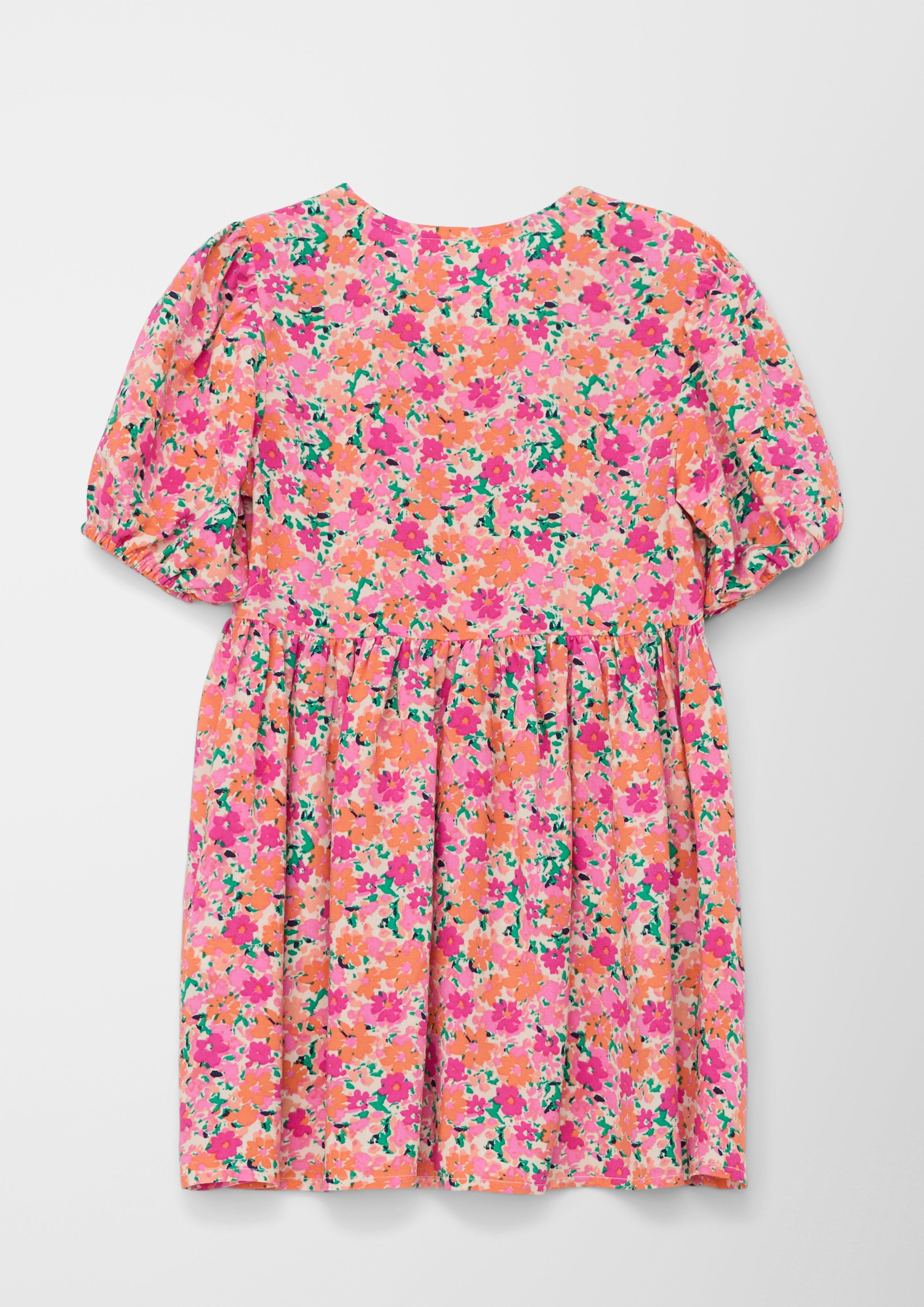 Kleid in floralem Allover-Muster  2124968-08A1