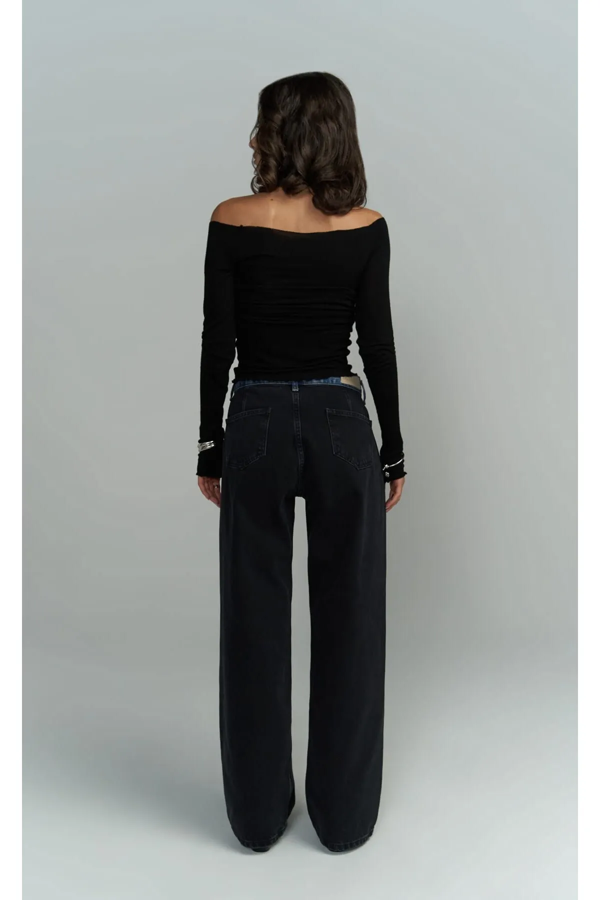 MAİ COLLECTİON  Einzigartige schwarz/blaue Jeanshose