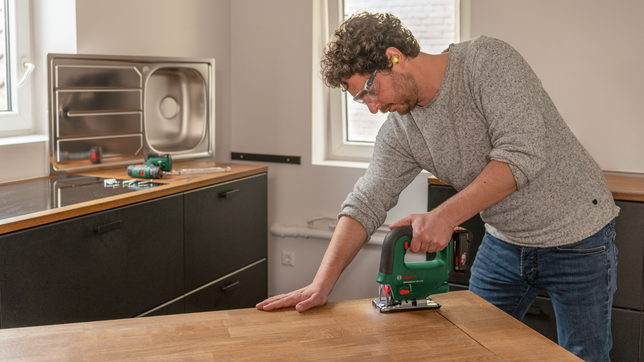 UniversalSaw 18V-100 - ohne Akku | ohne Ladegerät