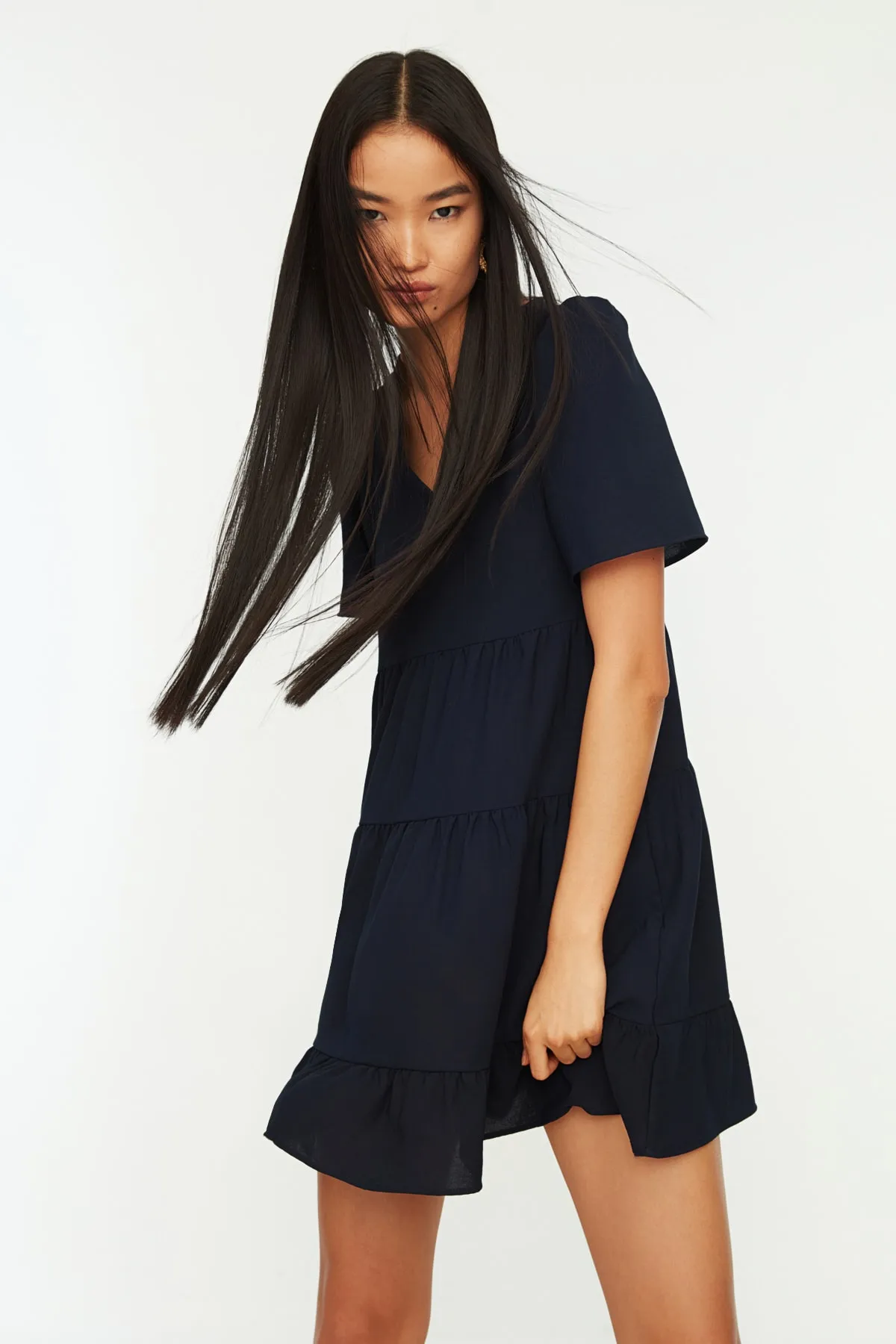 Trendyol Collection  Marineblaues Mini-Webkleid mit weitem Schnitt TWOSS20EL0400