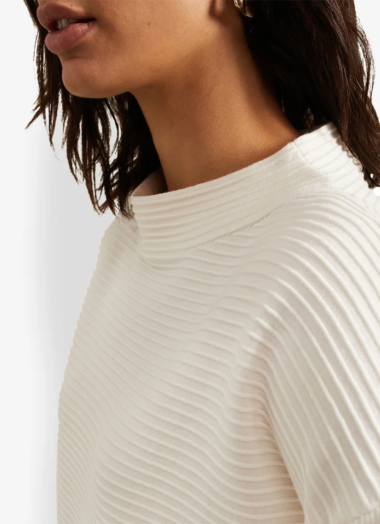 Sweter Phase Eight Elise z teksturą i cienką dzianiną