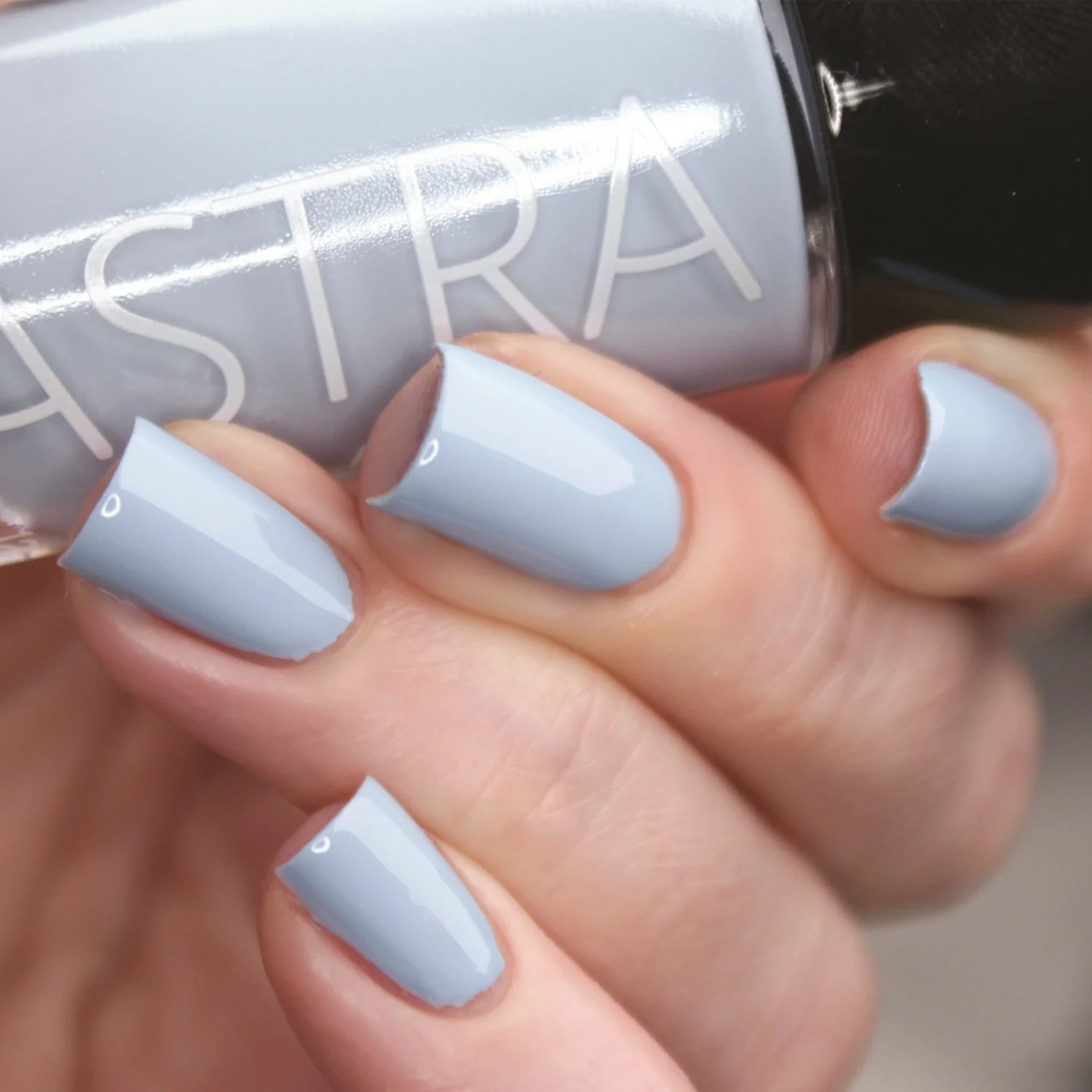 MY LAQUE Nails - Kynsilakka