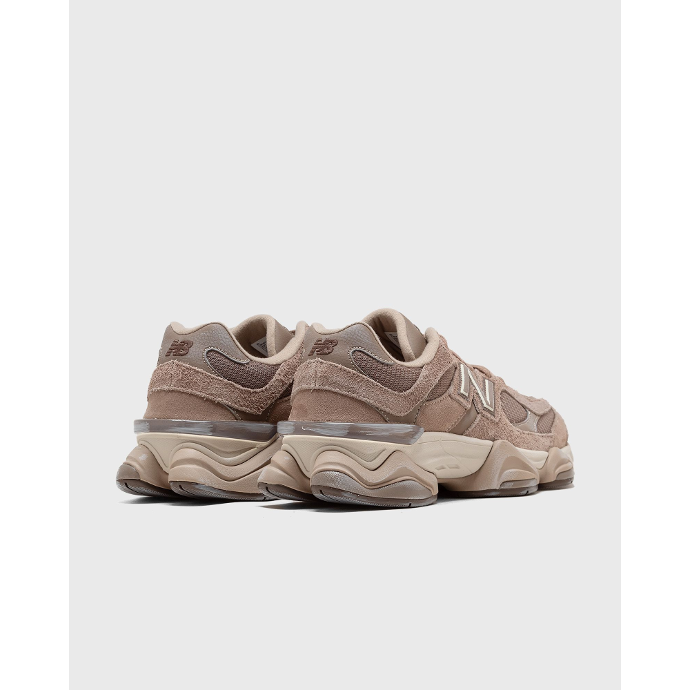 New Balance 9060 U9060PB / braun