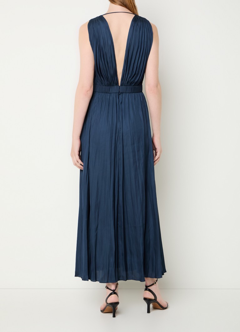Vestido midi de satén de Maje con escote en V