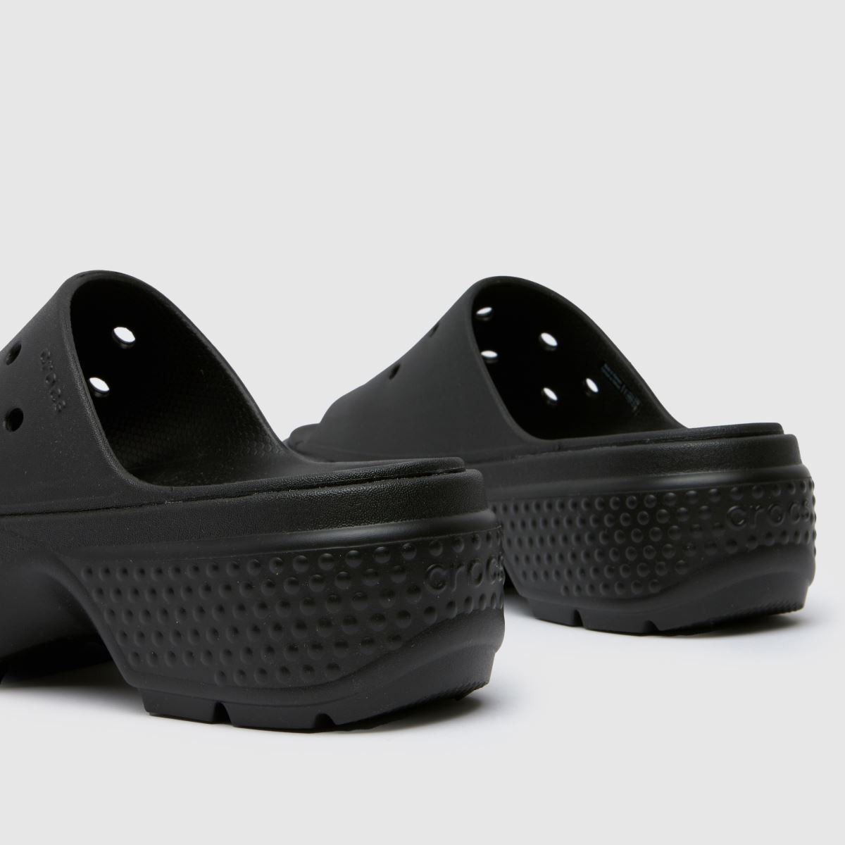 Crocs – Stomp – Svarta sandaler