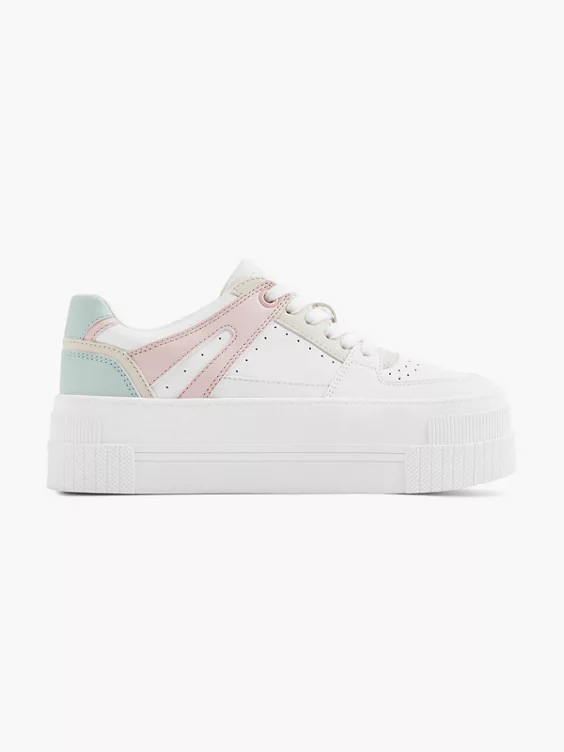 Graceland Platform Sneaker