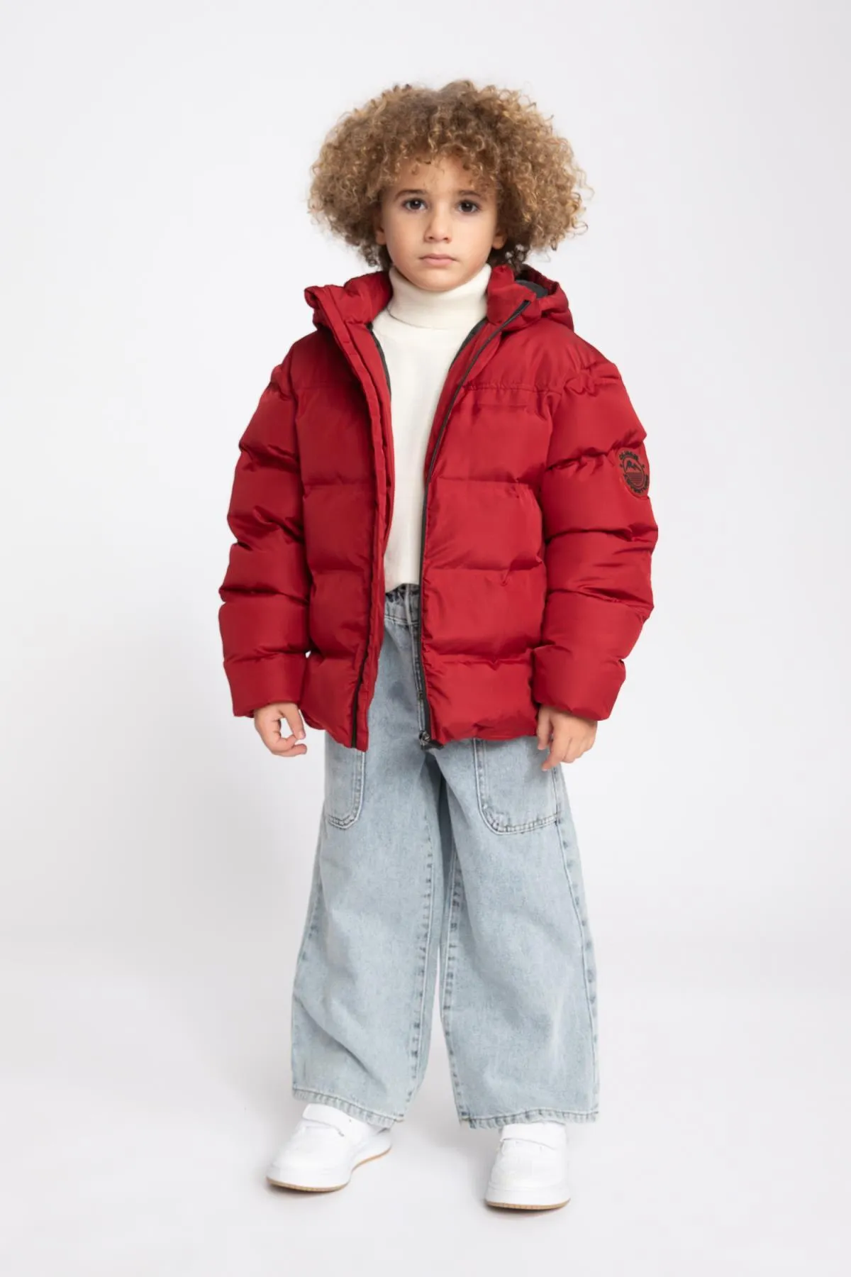 DeFacto  Wasserabweisende Pufferjacke mit Kapuze für Jungen A2246a823wn