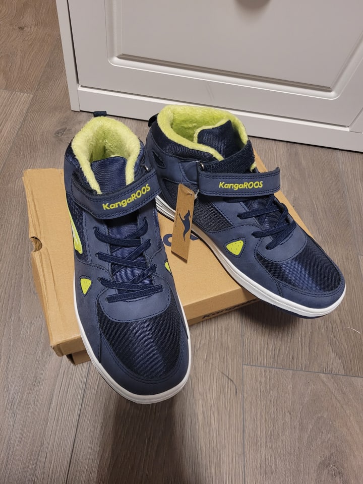 Kangaroos Sneakers 