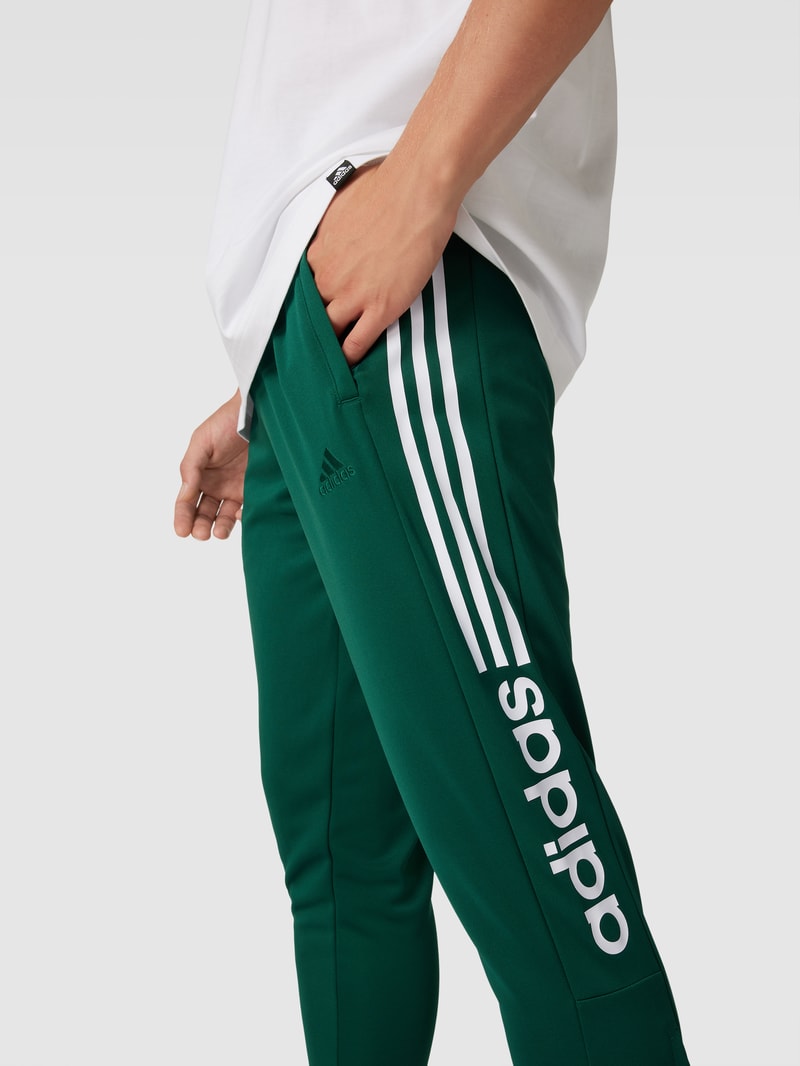 Sweatpants mit Label-Stitching Modell 'TIRO' in bottle