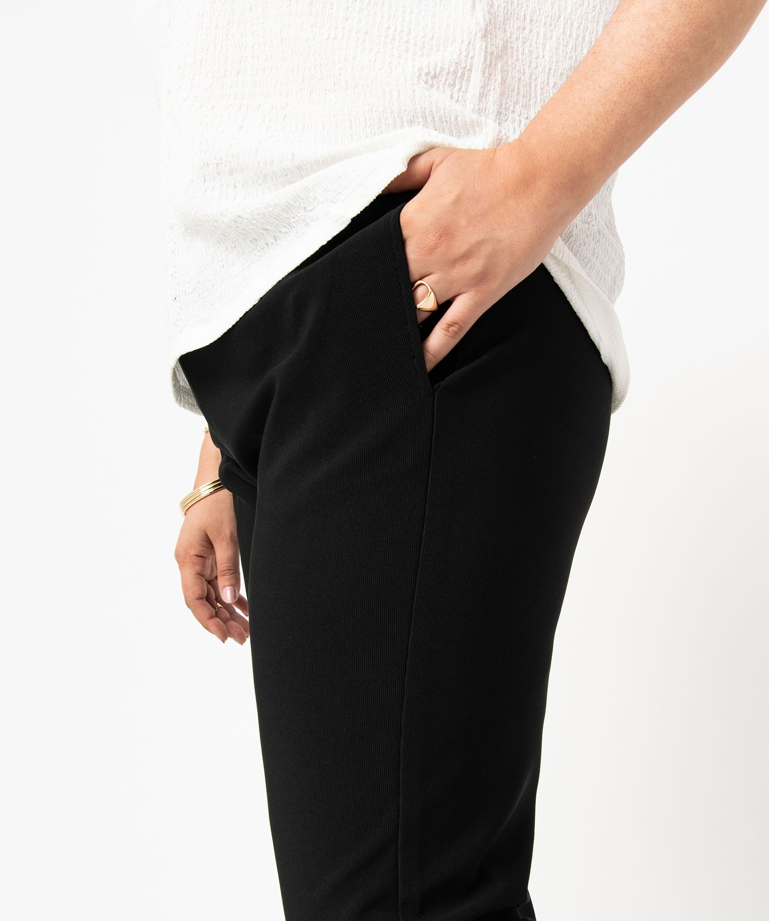 Pantalon femme grande taille carotte texturé à taille éla... noir | GEMO