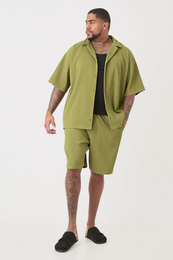 Plus Hemd & Shorts in Khaki