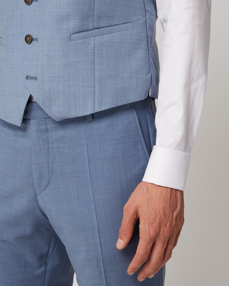 Weste aus reiner Schurwolle - YOUR OWN PARTY by CG – CLUB of GENTS in hellblau