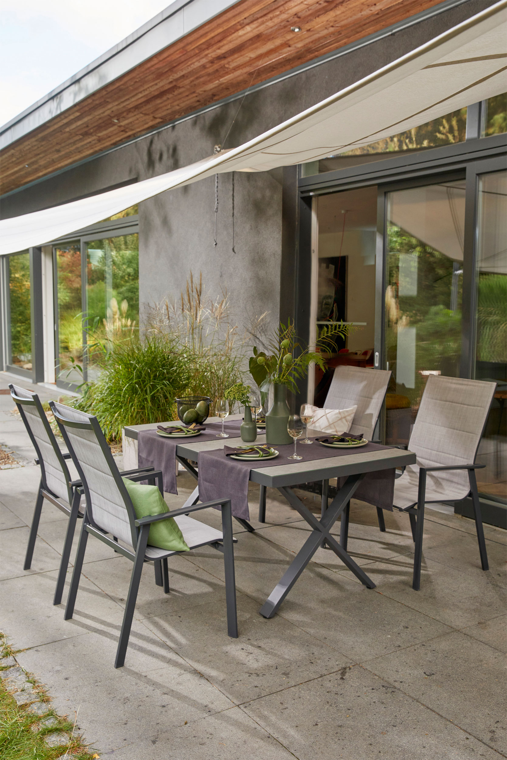 OUTDOORGartenstuhl XL stapelbar