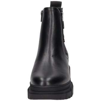 s.Oliver Chelsea Boots in schwarz