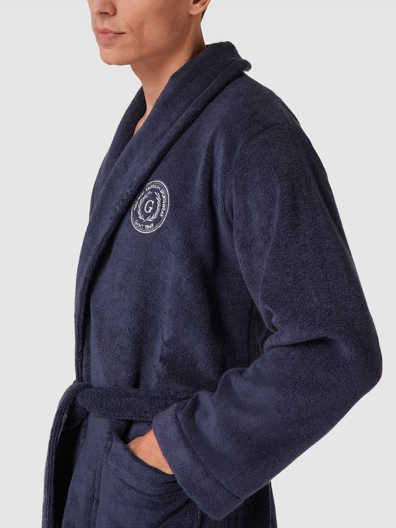 Bademantel mit Logo-Stitching Modell 'CREST ROBE' in marineblau