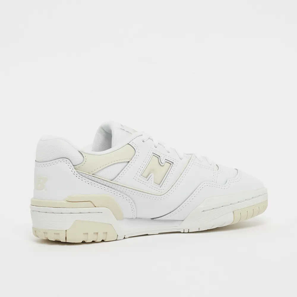 New Balance 550 GSB550BK / weiss