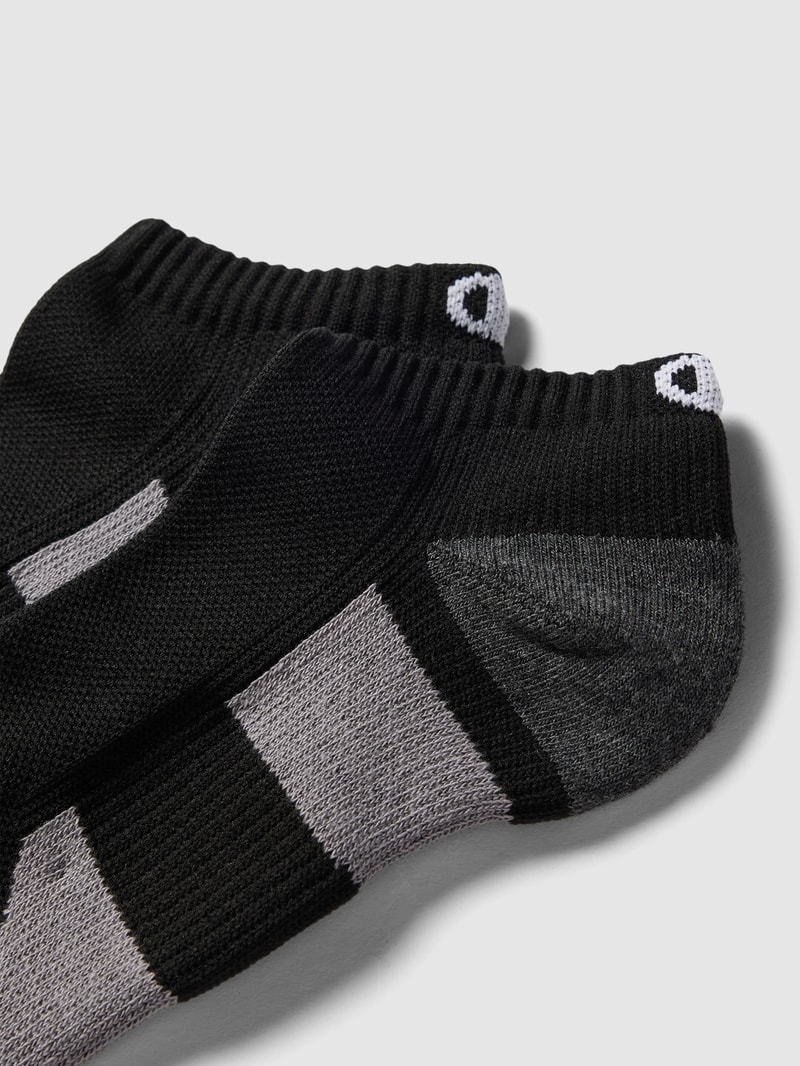 Sneakersocken mit Allover-Muster im 2er-Pack in schwarz