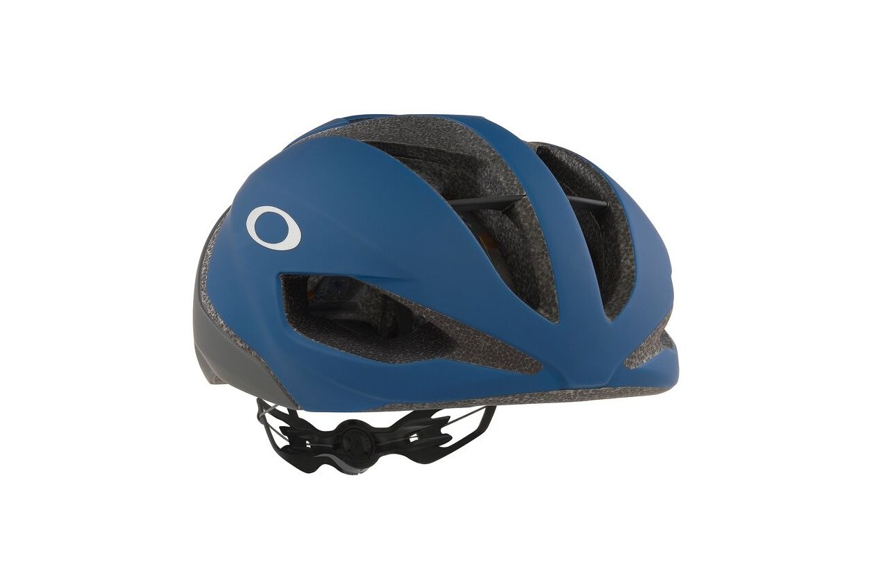 Oakley ARO5