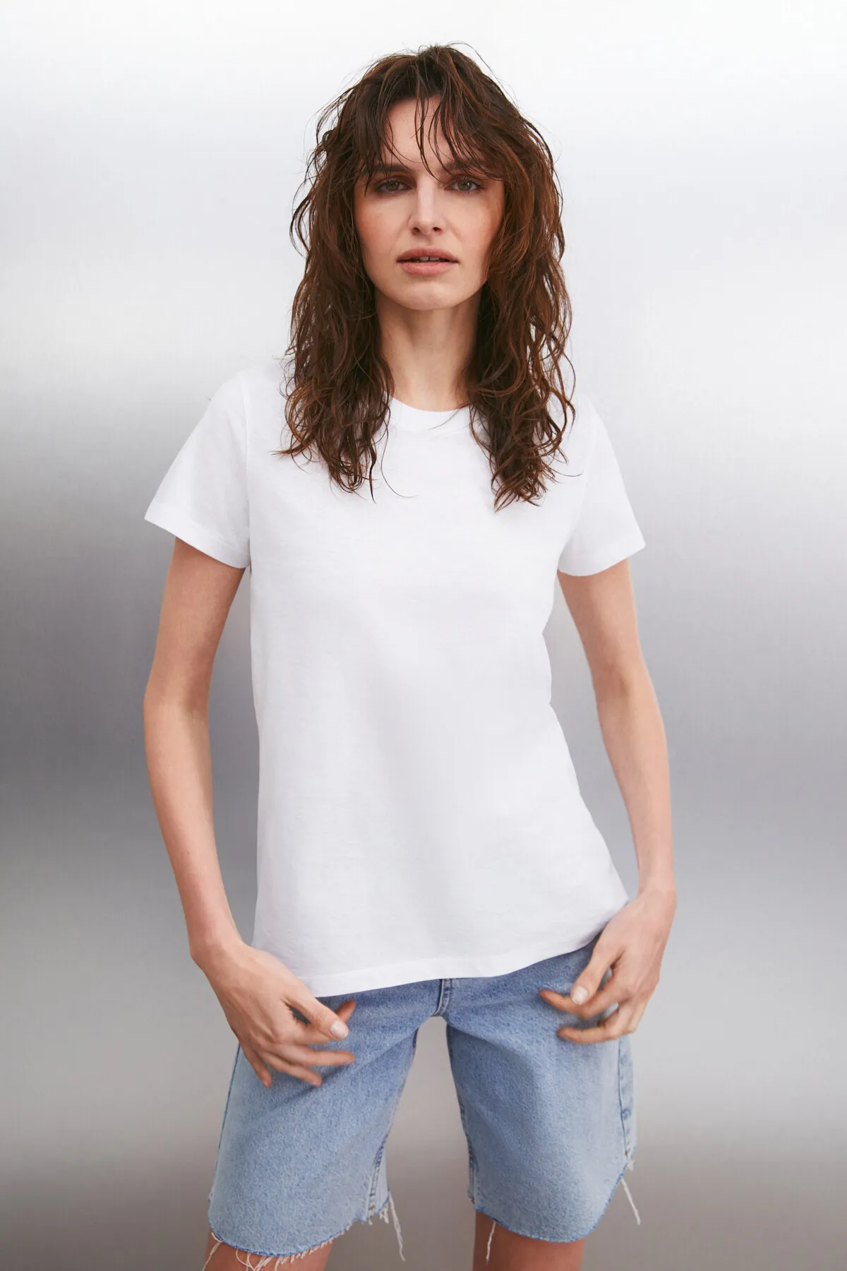 GRIMELANGE  Samantha Damen-T-Shirt mit Rundhalsausschnitt aus 100 % Baumwolle in Weiß