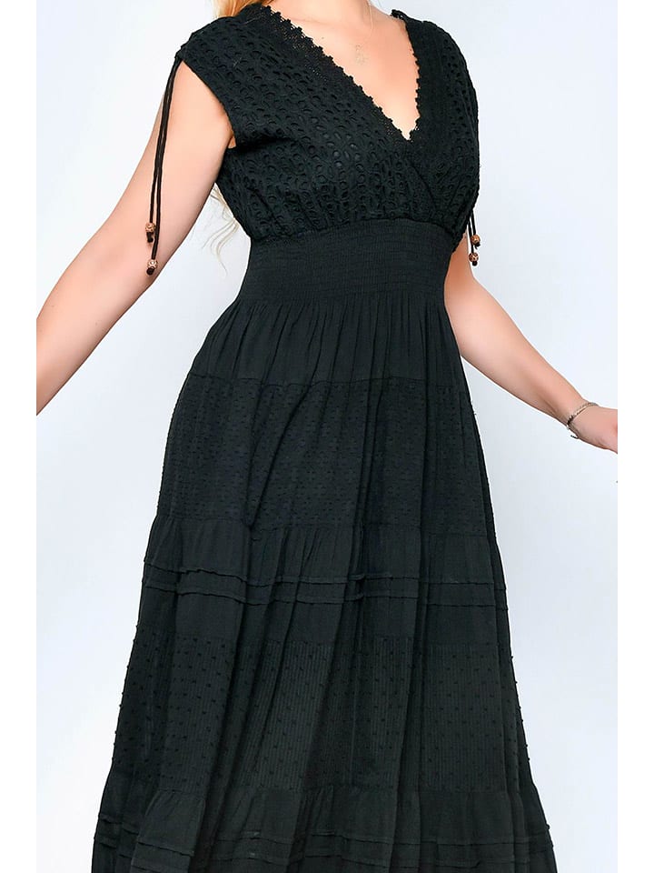 Tarifa Kleid in Schwarz günstig kaufen