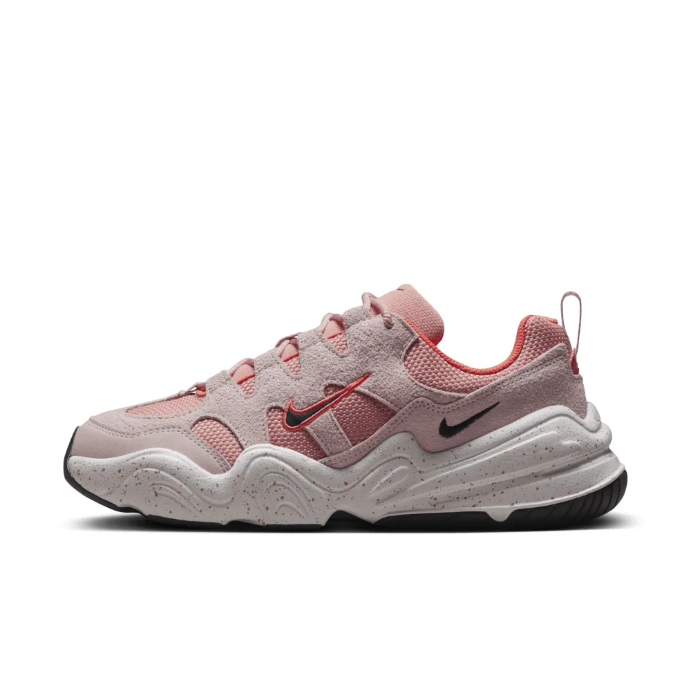 Nike Tech Hera DR9761-202 / braun